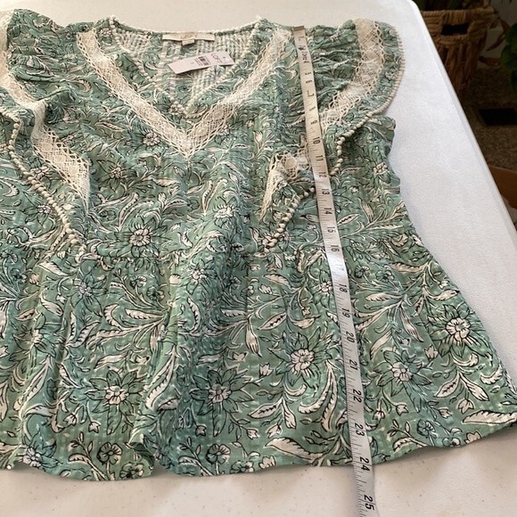 Loft Spring Bloom Lacy Ruffle Peplum Top Floral Flutter Cap Sleeve V-Neck - Picture 13 of 15